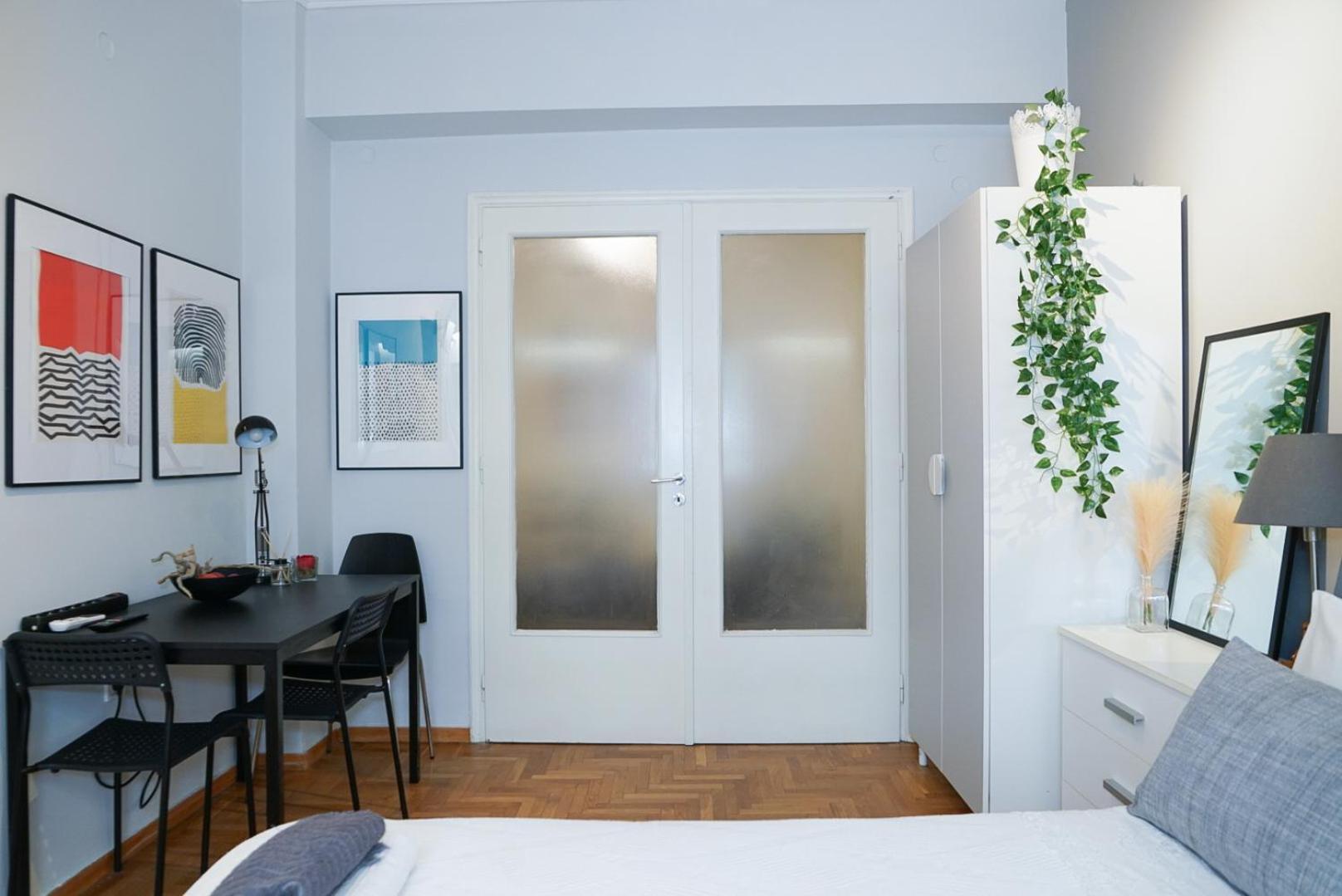 Comfy Studio Apartment Very Close To City Centre Атина Екстериор снимка