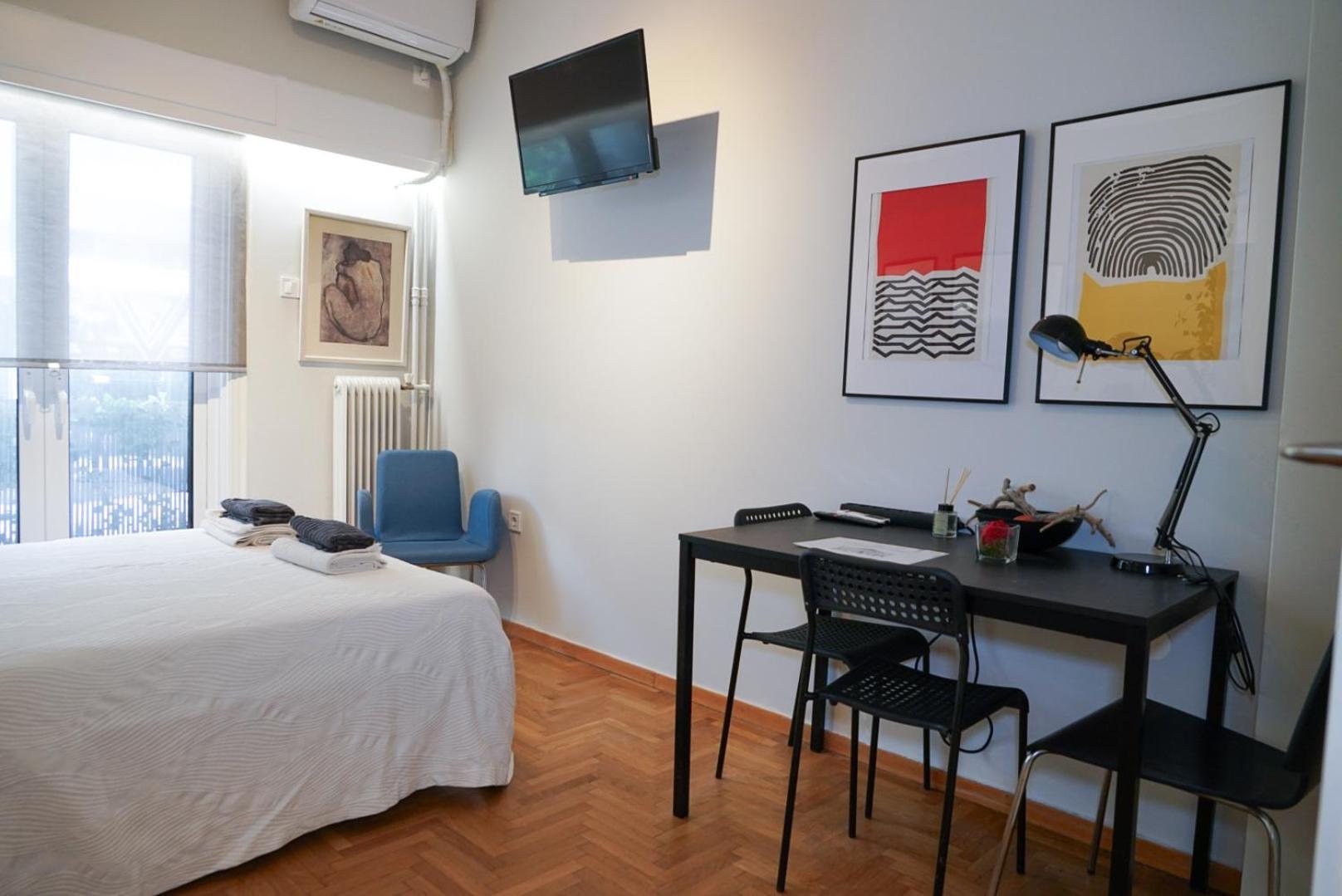 Comfy Studio Apartment Very Close To City Centre Атина Екстериор снимка